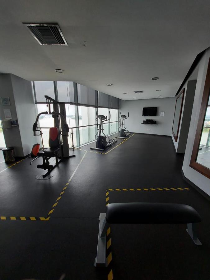 Apartamento Vista Al Rio Puerto Santana Riverfront 1 Guayaquil Dış mekan fotoğraf